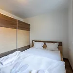 Bright City-center Flat For 4 Guests * Varna