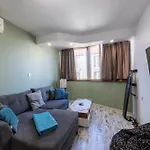 Bright City-center Flat For 4 Guests * Varna