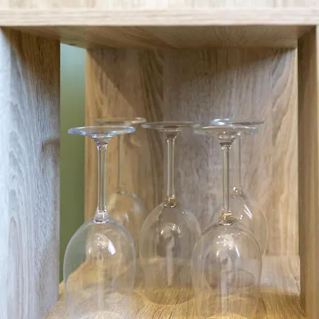 Appartement Bright City-center Flat For 4 Guests