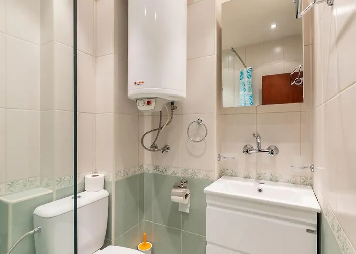 Bright City-center Flat For 4 Guests Appartement *