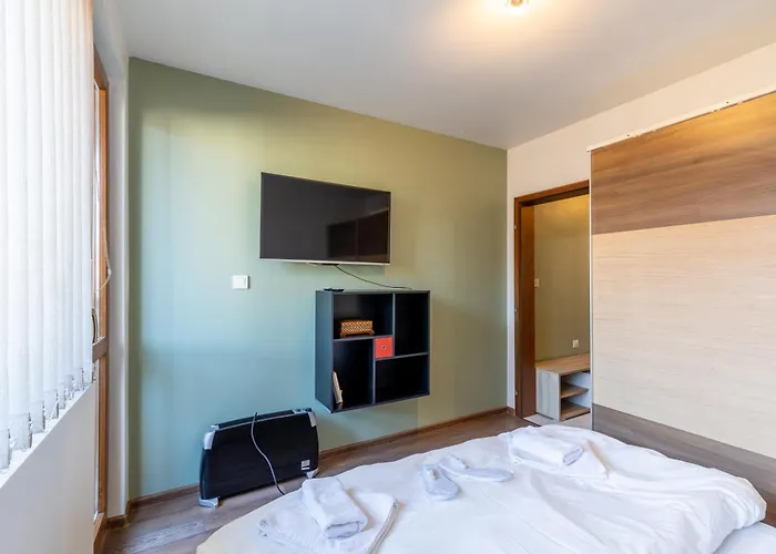 Bright City-center Flat For 4 Guests Varna